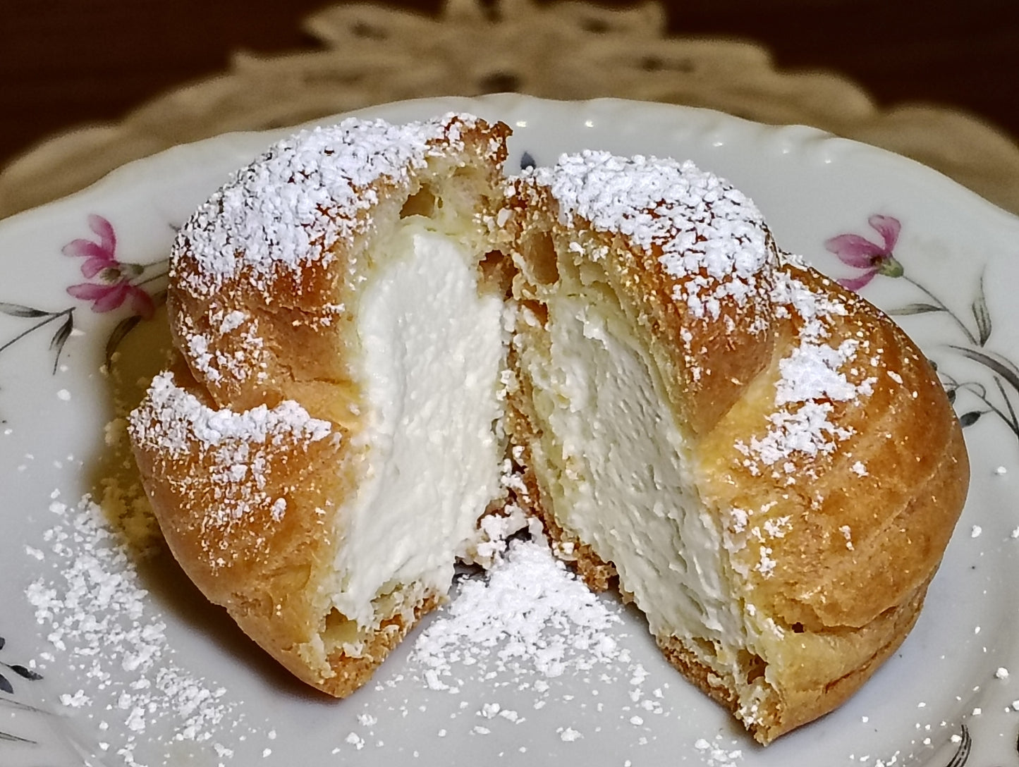 Profiteroles Choux Pastry